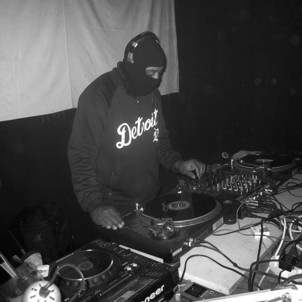 DJ Stingray