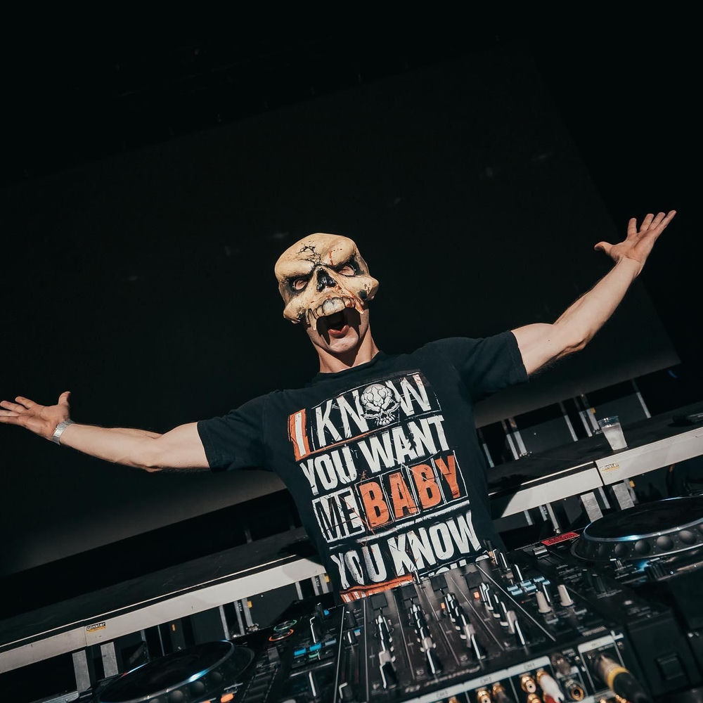 F. Noize
