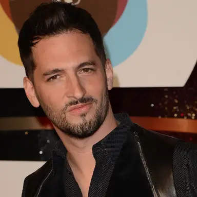 Jon B