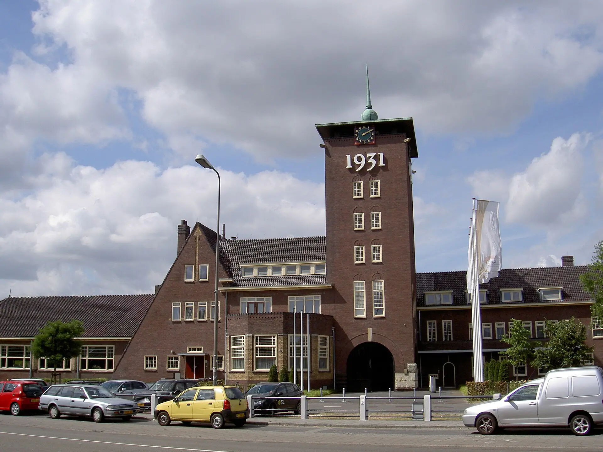 Brabanthallen